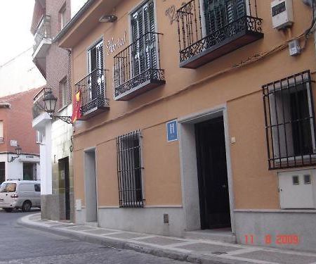Hostal Cruz Verde Navalcarnero Exteriör bild