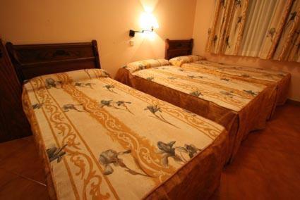 Hostal Cruz Verde Navalcarnero Rum bild